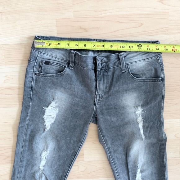 Zara MMXII TRF Premium Wash Slim Fit Distressed Light Grey Denim Jeans - Picture 8 of 10